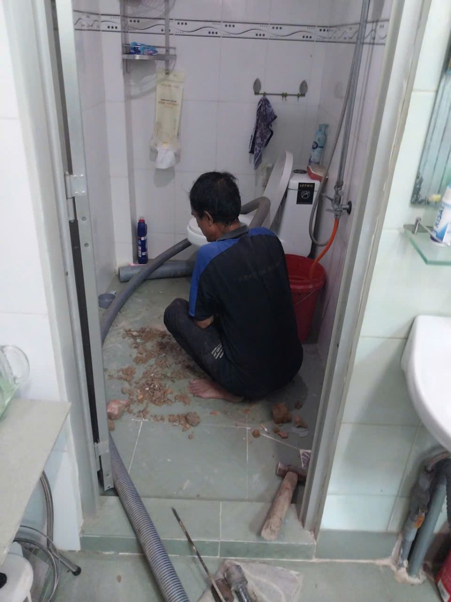 hoạt động hút hầm cầu ở Gò Dầu hằng ngày